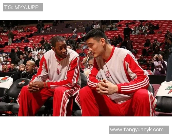 火箭队史最强首发阵容，姚明麦迪哈登，谁能入选？